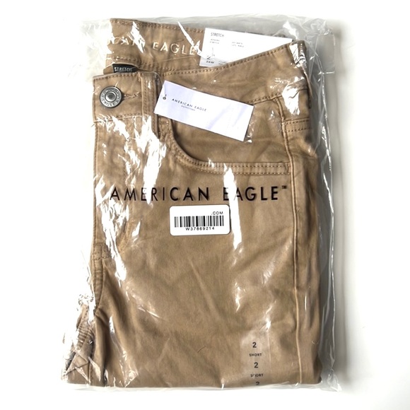 American Eagle Outfitters Denim - American Eagle 🦅 Khaki Skinny Leg Jeggings, 2 Short, New in Package